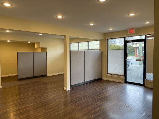personal service space for lease