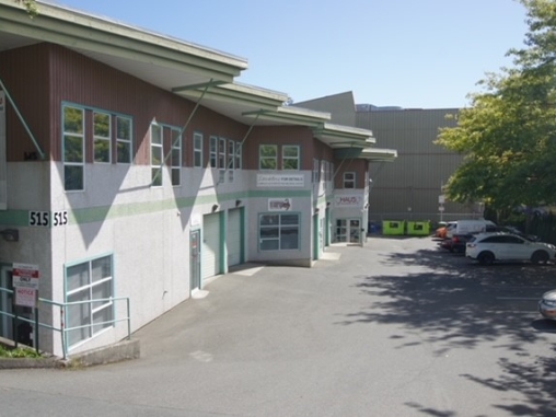 Light Industrial Warehouse/Office FOR LEASE